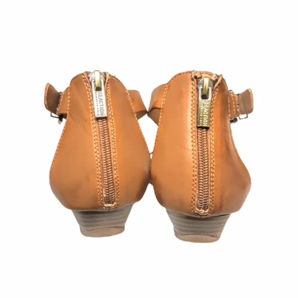 Kenneth Cole Reaction Great Gal T-Strap Wedge Gladiator Summer Sandal Brown boho - Picture 6 of 7